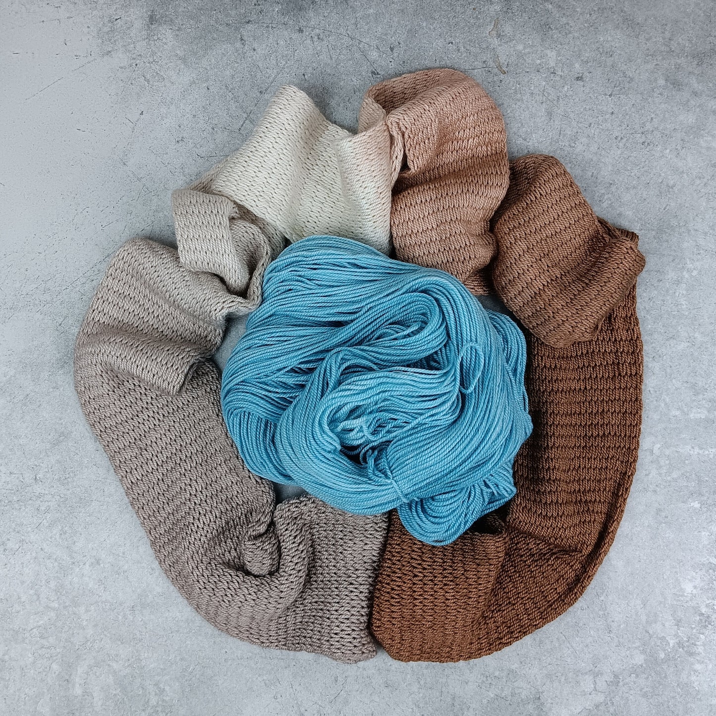 Driftwood & Breeze - DK Gradient Kit - Stellar's Jay MCN Fingering