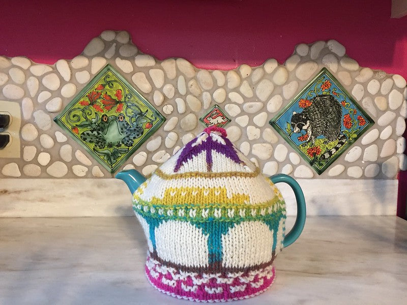 Aqueduct DK Hat and Tea Cozy by Lucy Neatby | Digital Pattern