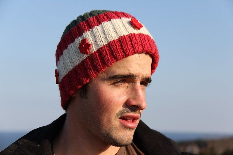 Button-Me Hat by Lucy Neatby | Digital Pattern