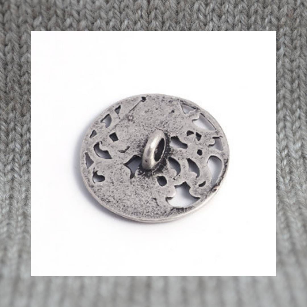 Boutons à tige en argent antique avec motif de fleur sculptée en filigrane rempli 19 mm / 6/8"