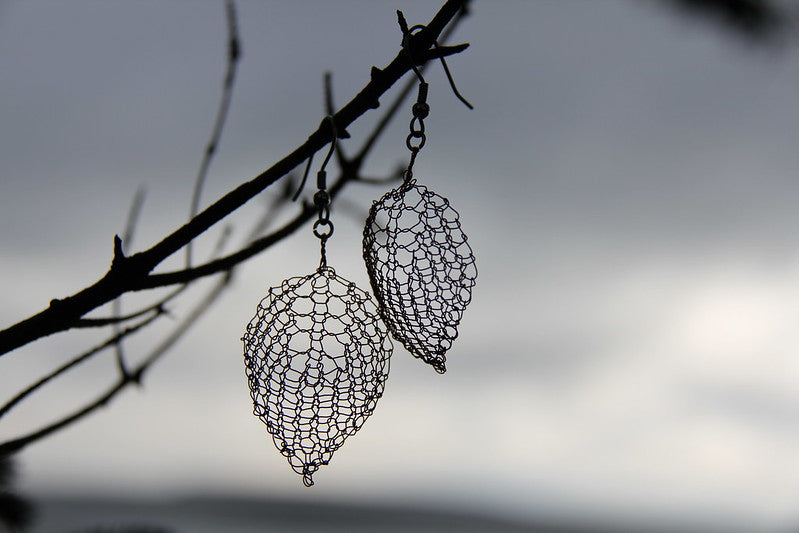 Copper Wire Leaf Earrings by Lucy Neatby - Digital Pattern