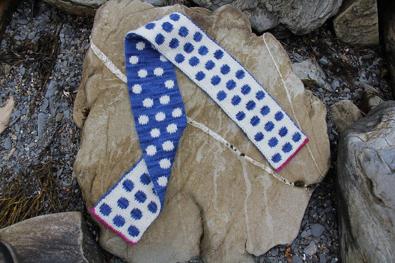 Disappearing Dot Scarf by Lucy Neatby - Digital Pattern