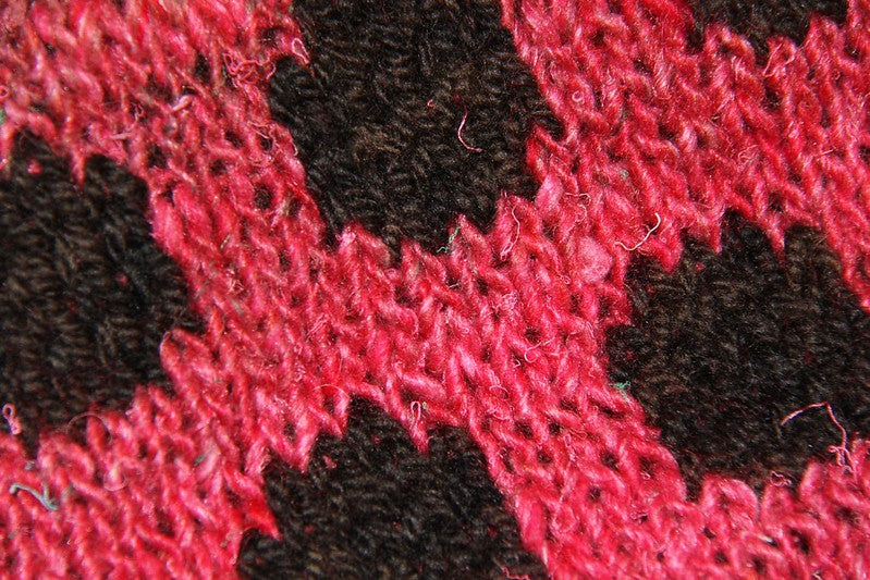 Disappearing Dot Scarf by Lucy Neatby - Digital Pattern