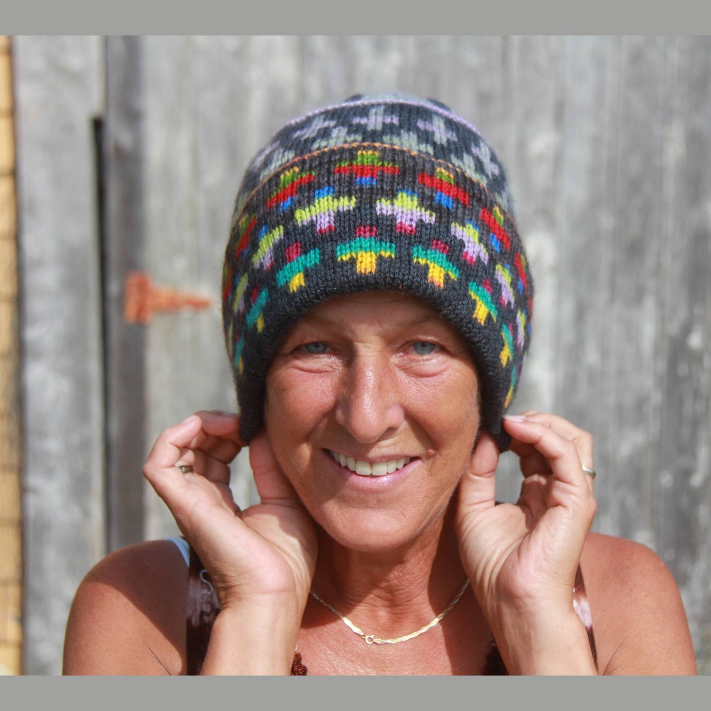 Hot Head DK Hat by Lucy Neatby - Digital Pattern