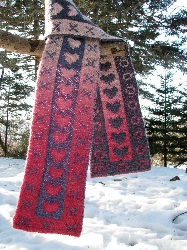 Hugs and Kisses Scarf by Lucy Neatby - Digital Pattern