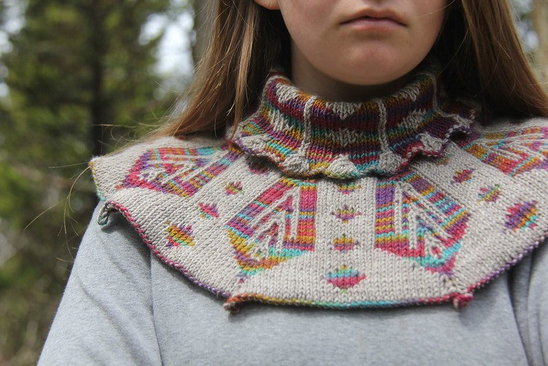 Nomad DK Cowl by Lucy Neatby - Digital Pattern