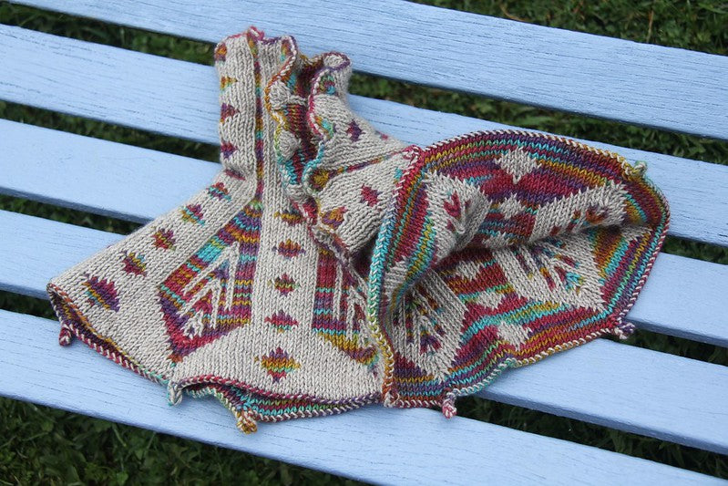 Nomad DK Cowl by Lucy Neatby - Digital Pattern