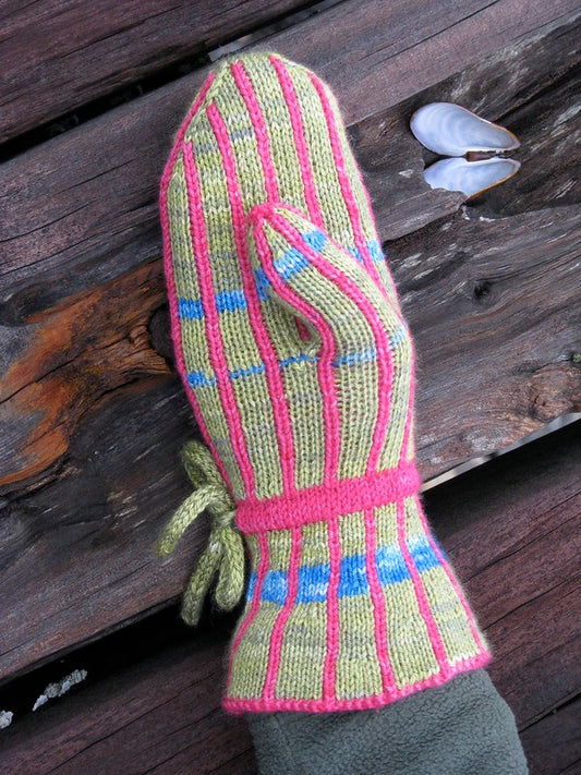 Mitaines à fines rayures DK par Lucy Neatby | Patron numérique