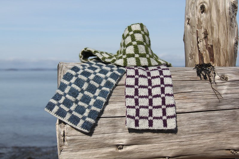 Plaid DK Scarves by Lucy Neatby - Digital Pattern