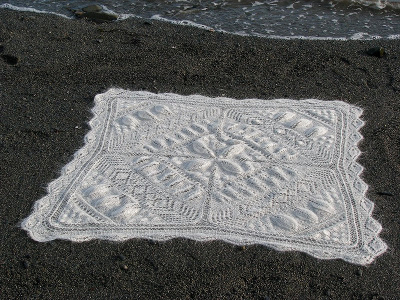 Poinsettia Shawl by Lucy Neatby - Digital Pattern