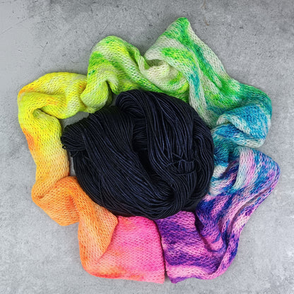 Dégradé arc-en-ciel - 720 mètres - Stellar's Jay MCN Fingering - Prêt à être expédié