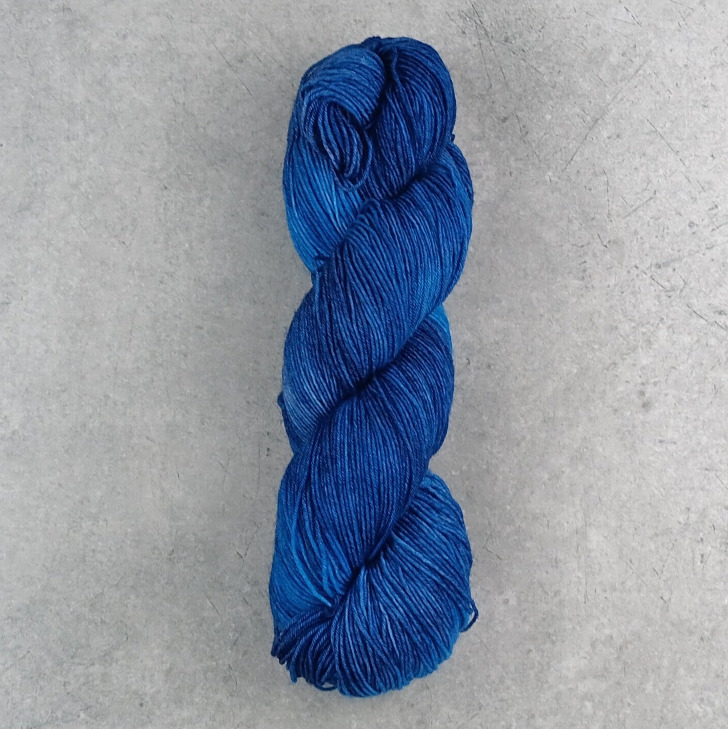 Blue Hour - Chickadee Fingering/Sock - Mérinos/Nylon - Prêt à être expédié