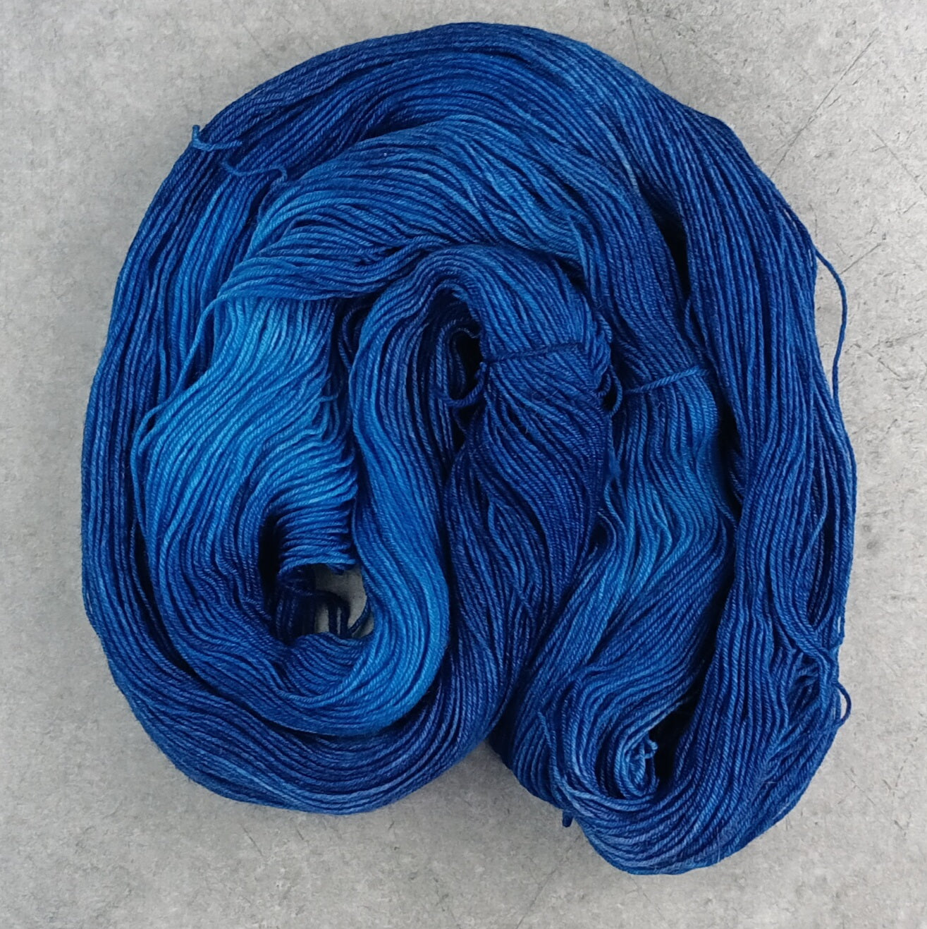 Blue Hour - Chickadee Fingering/Sock - Mérinos/Nylon - Prêt à être expédié