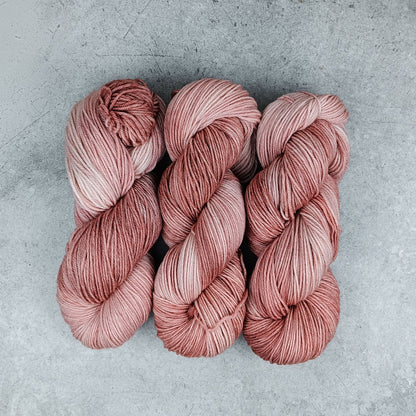 Wilted Rose - Nightingale Sport - 100% Merino
