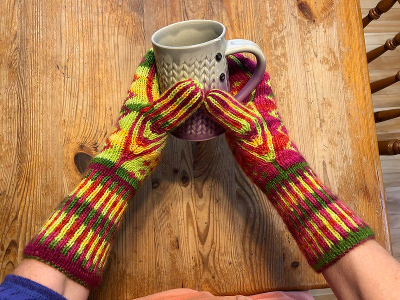 Adventure Mittens by Lucy Neatby - Digital Pattern