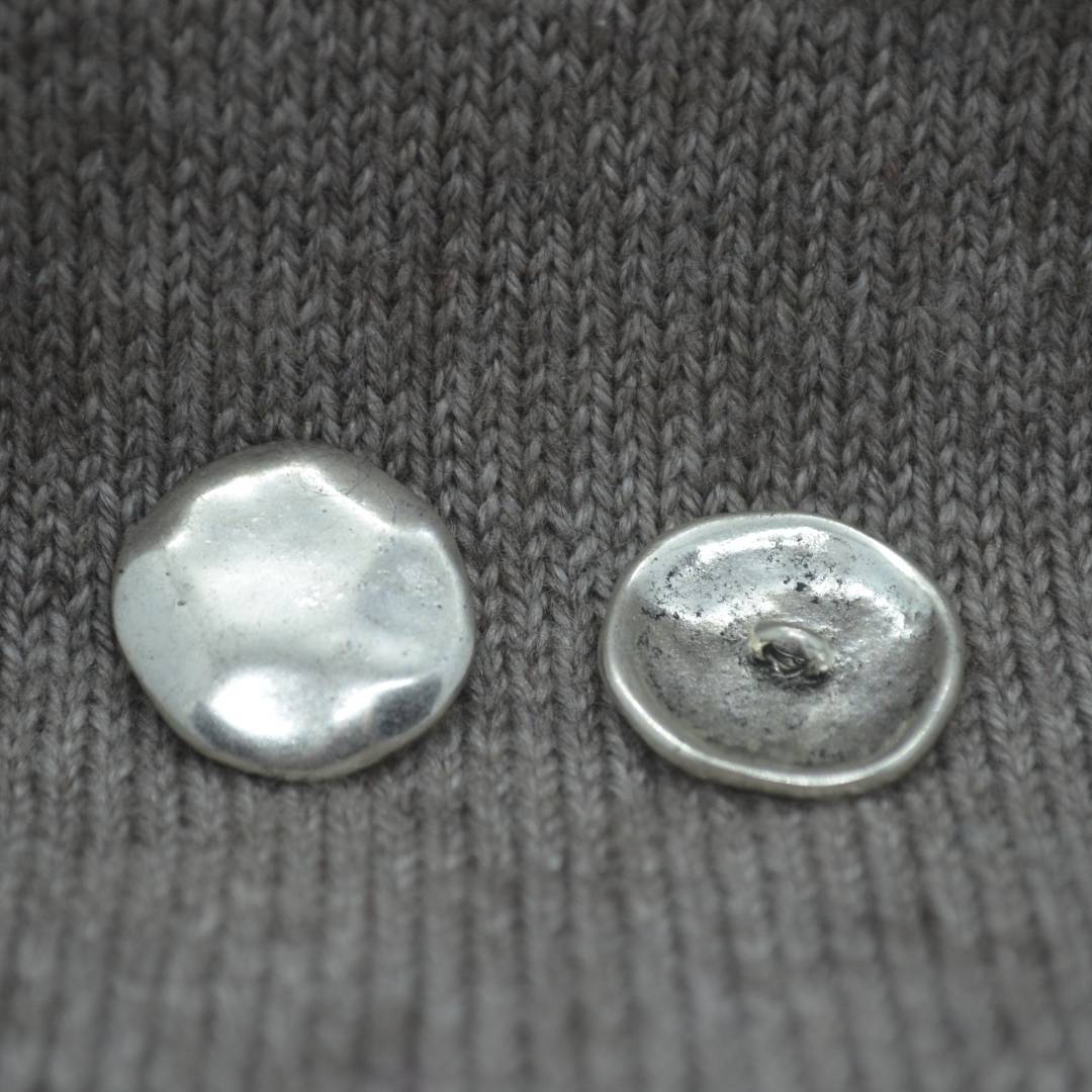 Silver plated metal shank buttons in a zinc based alloy 22mm 20mm 6/8"