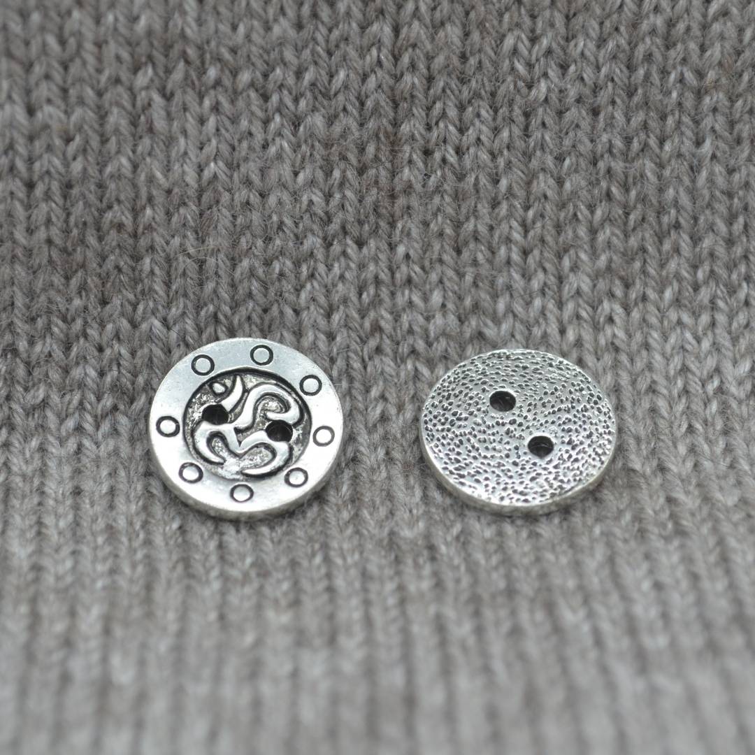 Om Symbol metal buttons in a zinc based alloy, antique silver, 16mm 5/8"