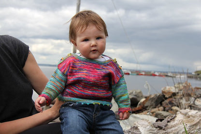 Pull céleste pour les petites personnes par Lucy Neatby - Patron numérique
