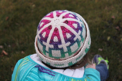 Chain-Gang DK Hat by Lucy Neatby | Digital Pattern