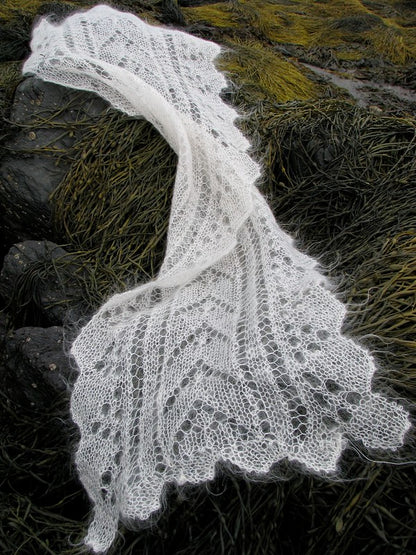 Écharpe et étole Cloud par Lucy Neatby - Patron numérique