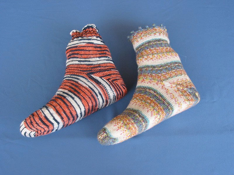 Crenellated Toe-Up Socks by Lucy Neatby | Digital Pattern