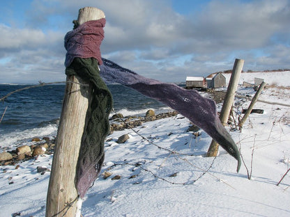 Écharpe à feuilles tombantes par Lucy Neatby - Modèle numérique