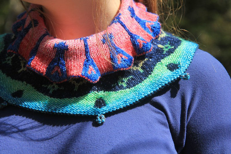 Night and Day Cowl by Lucy Neatby - Digital Pattern