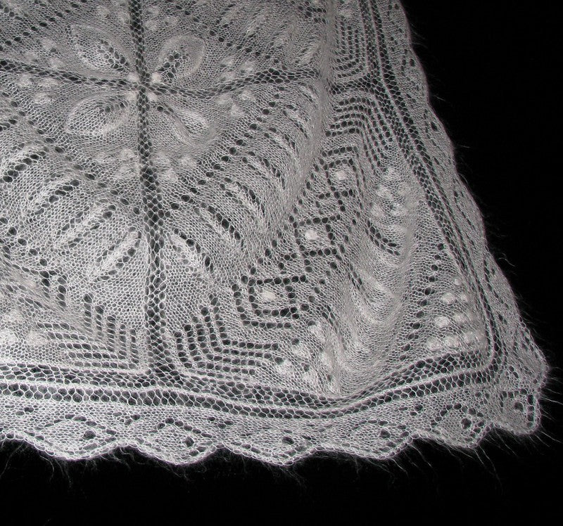 Poinsettia Shawl by Lucy Neatby - Digital Pattern