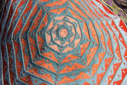 Pyramid DK Blanket by Lucy Neatby - Digital Pattern