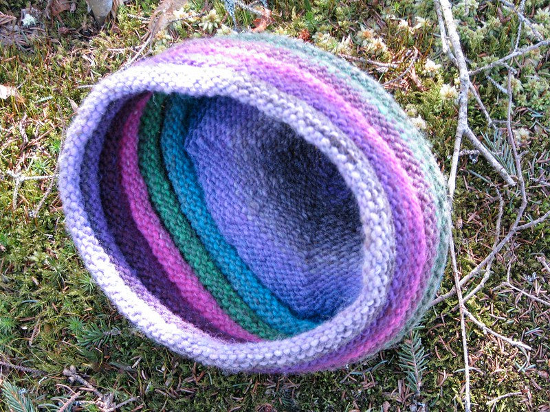 Scrunchie Hat by Lucy Neatby | Digital Pattern