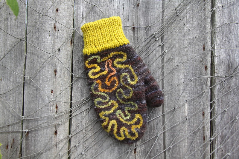 Selkirk Felted Mittens by Lucy Neatby | Digital Pattern