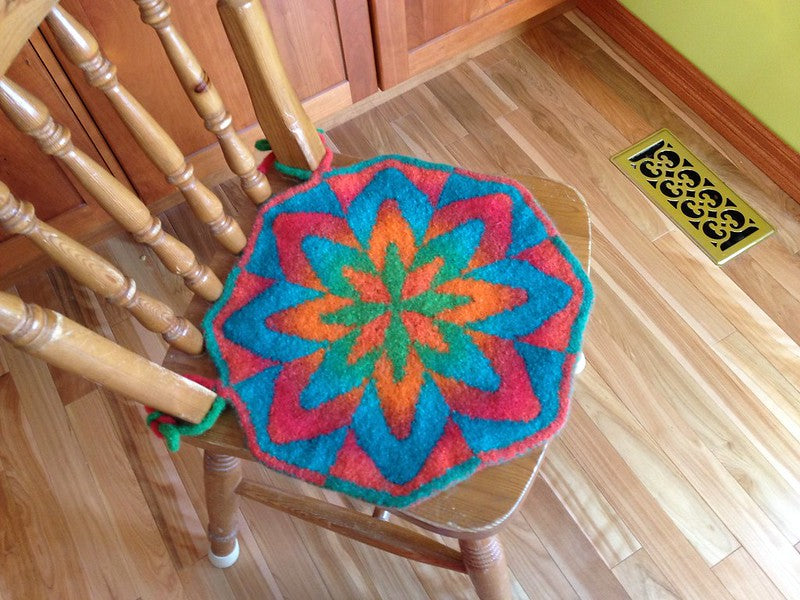 Zinnia Blanket by Lucy Neatby - Digital Pattern